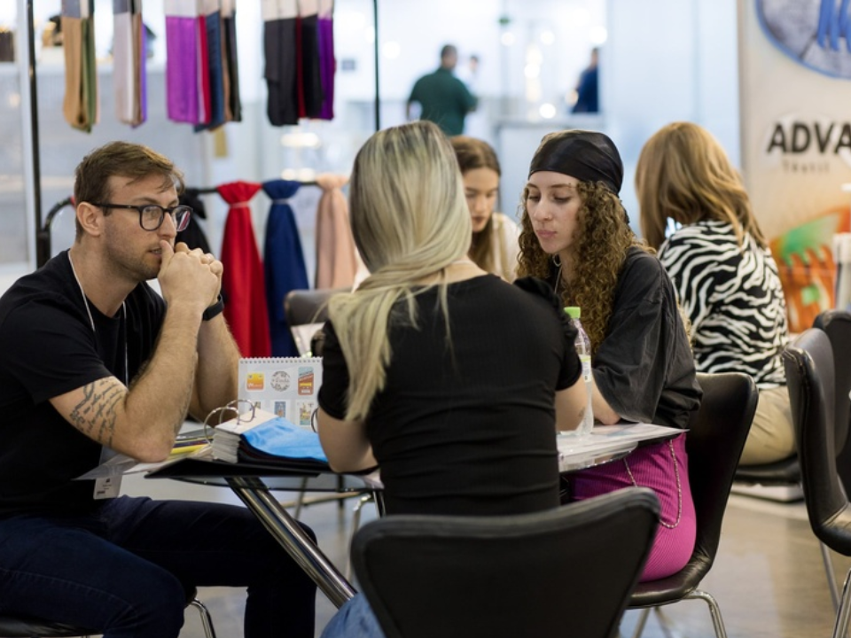 Sebrae patrocina INSPIRAMAIS com o objetivo de recuperar sistema de moda